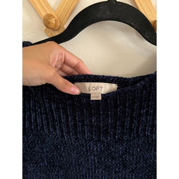 Loft Sweater Women's XXS Navy Chenille Pullover Velvety Soft Round Neck - Picture 4 of 6